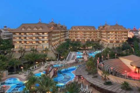 Royal Dragon Hotel