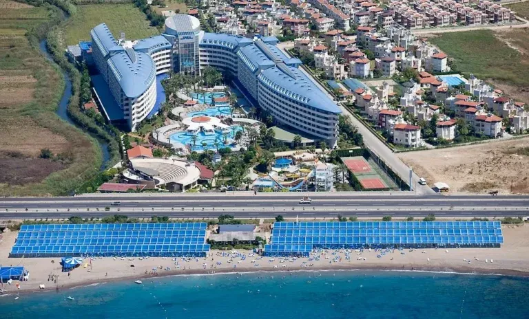 Crystal Admiral Resort